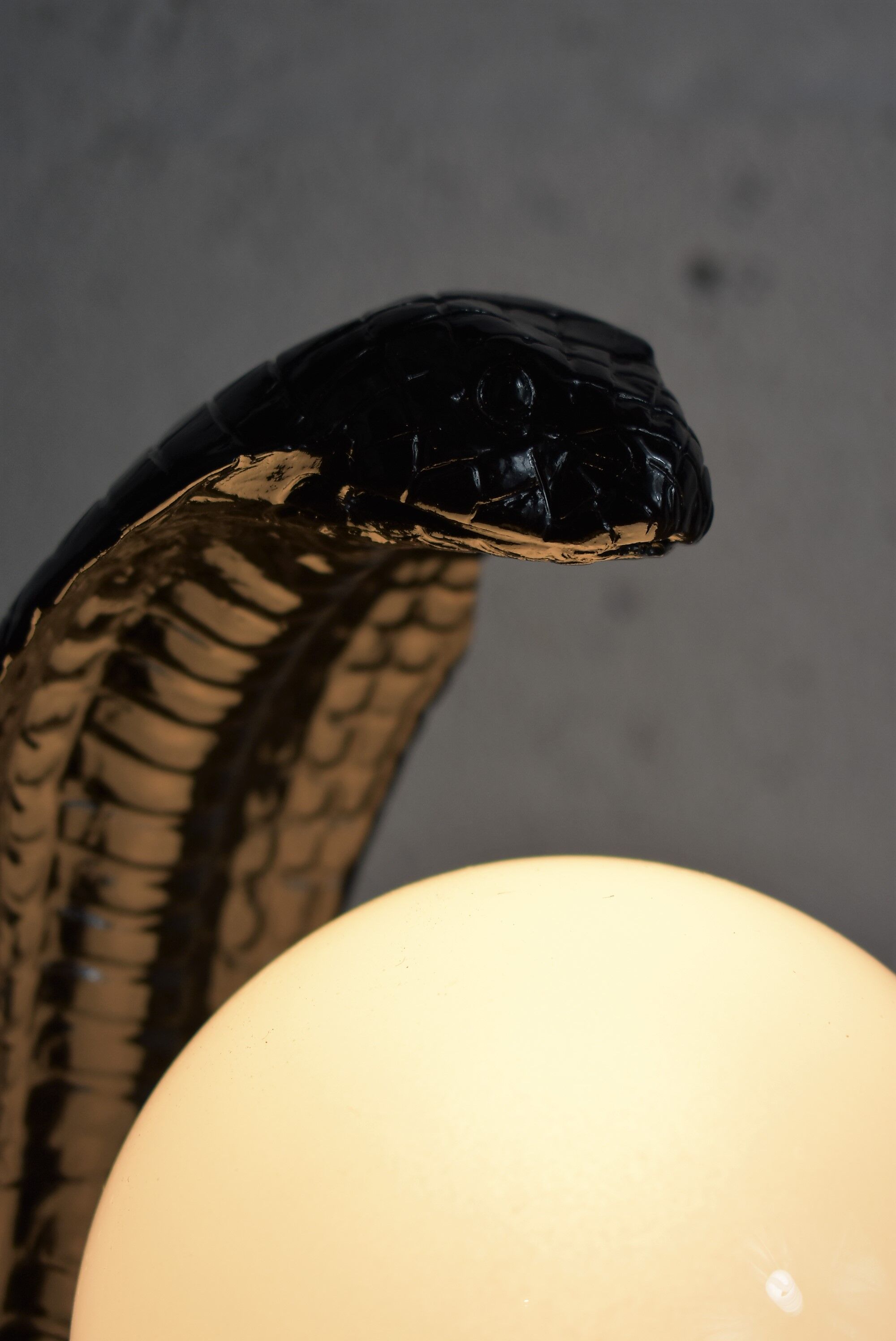 Vintage cobra lamp in black resin