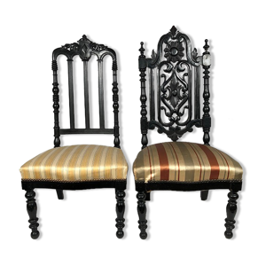 Lot de deux chaises de