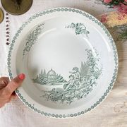Vintage hollow dish French Terre de Fer St Amand TRIANON cherub motif 19th century