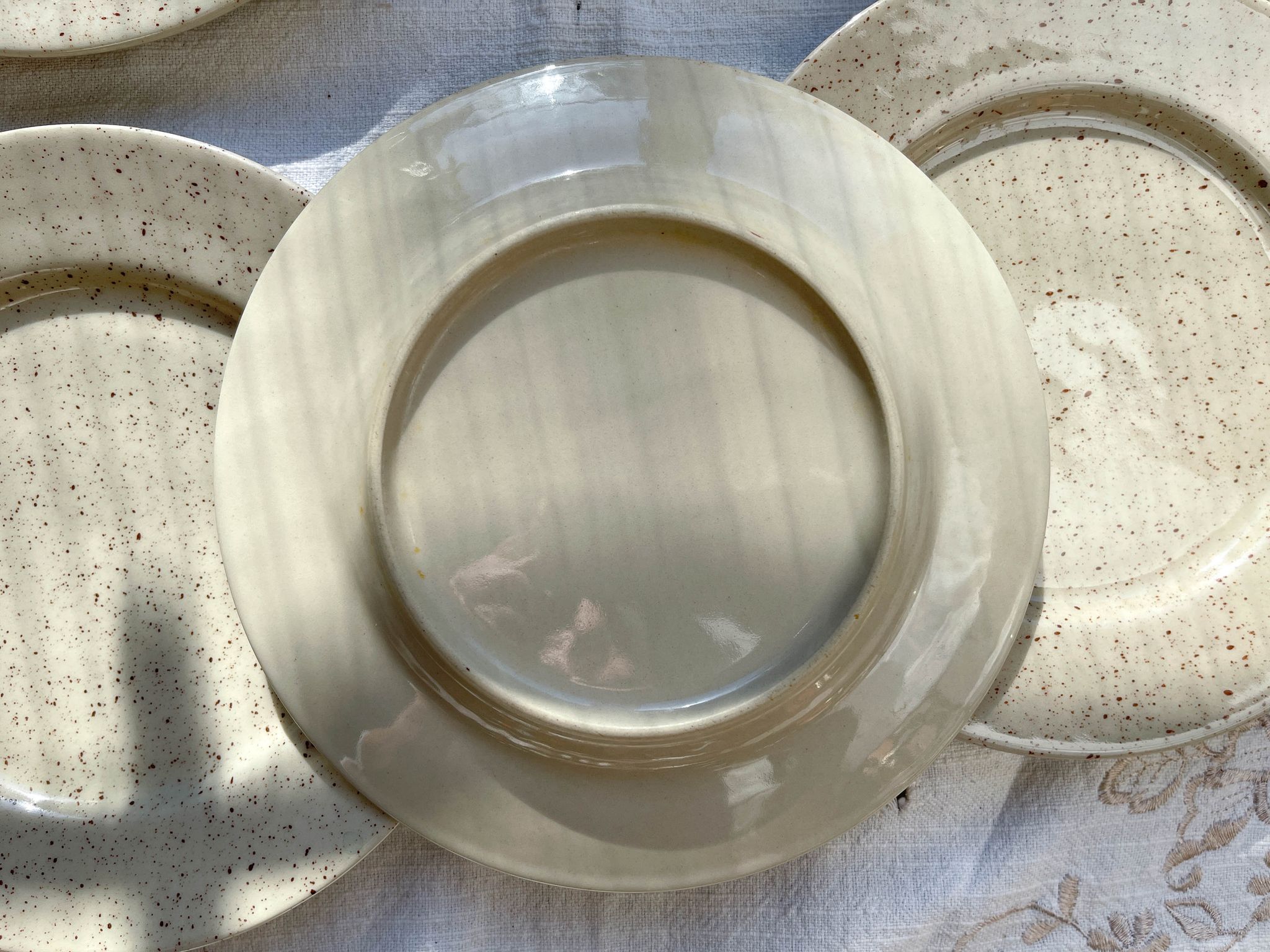 Set of 6 speckled grey stoneware plates 1970