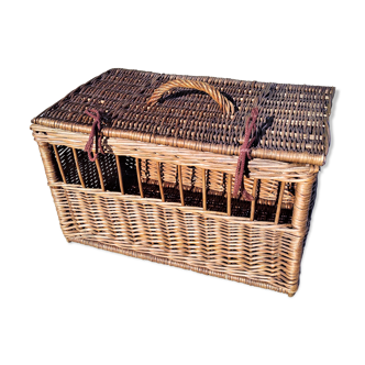OLD WICKER BASKET FOR TRANSPORTING SMALL ANIMALS