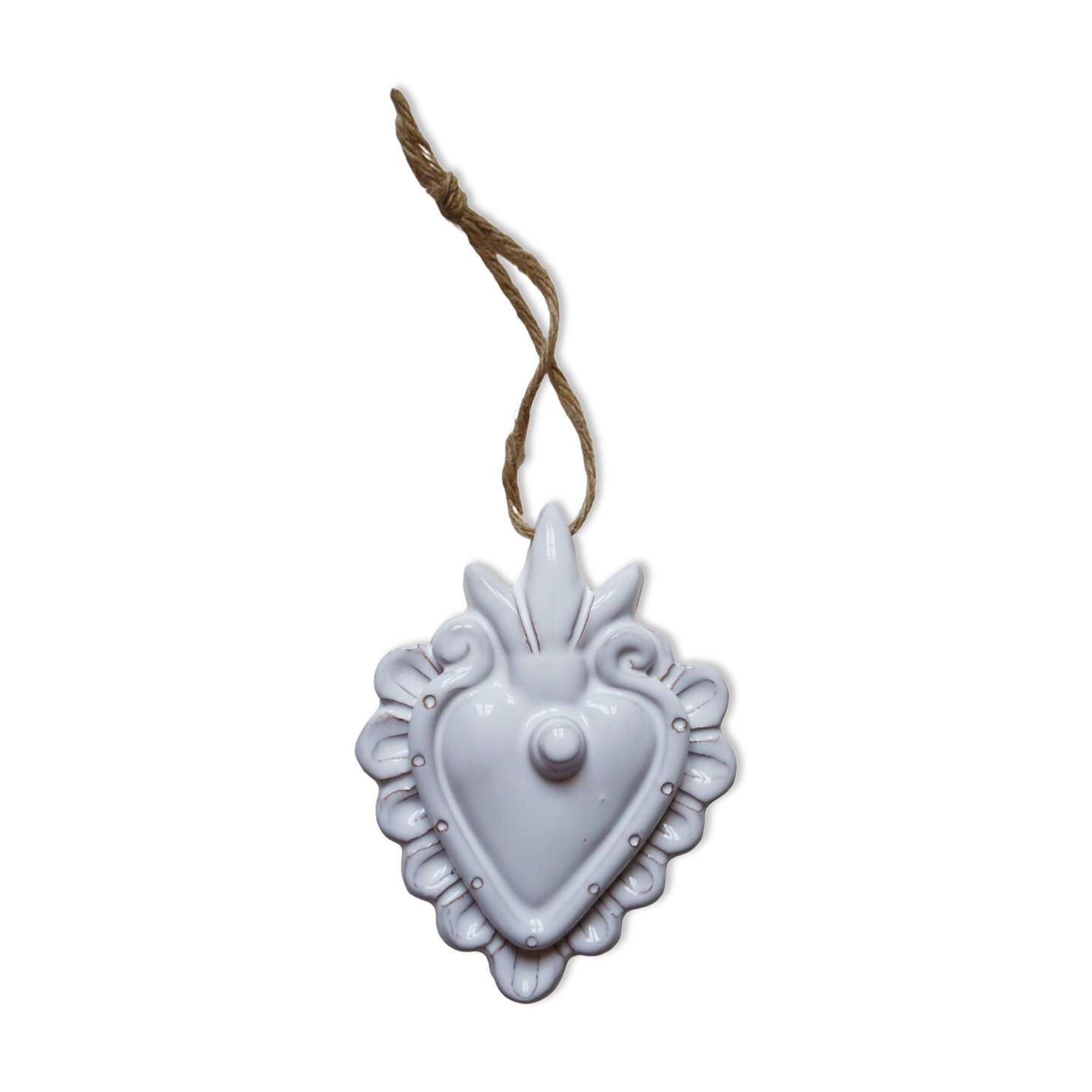 Decorative heart in white ceramic "ribbon"
