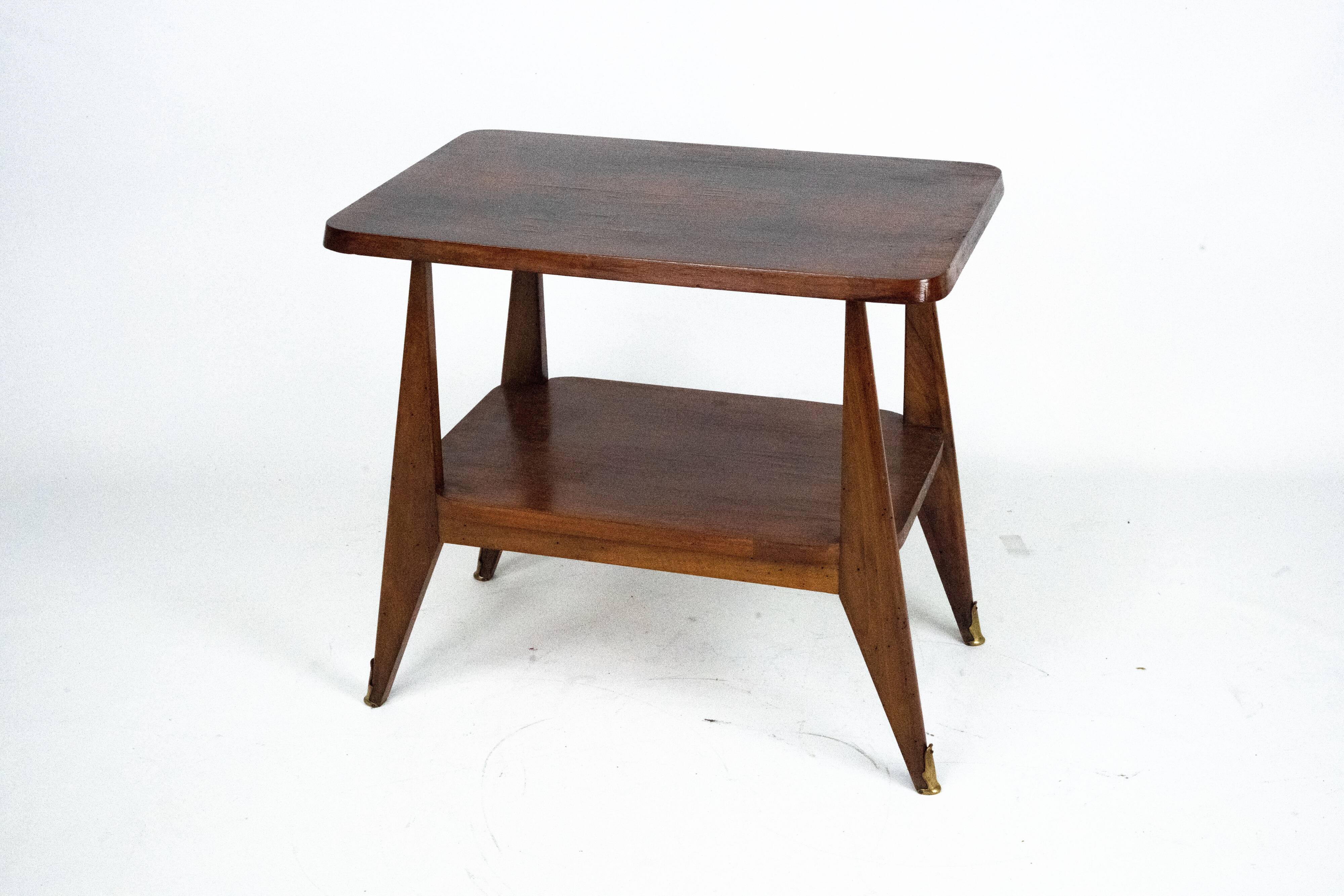 Mid-Century Modern Italian wooden Side table. Italy 1950s
