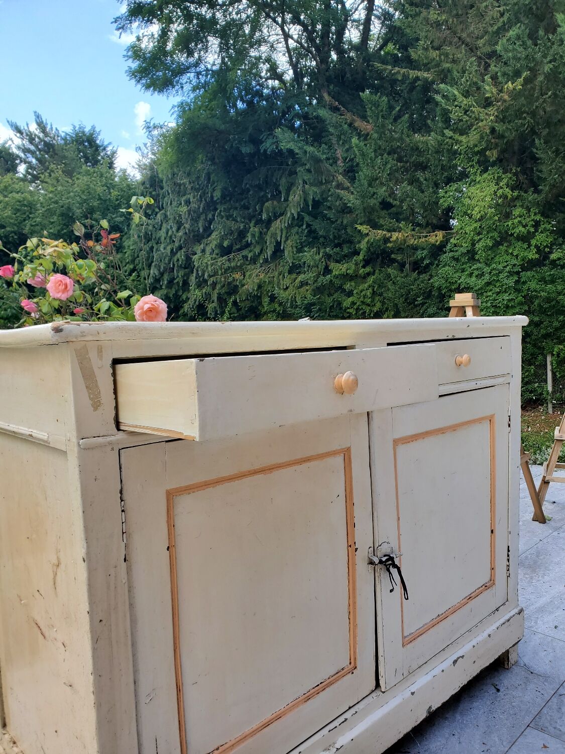 Vintage parisian buffet