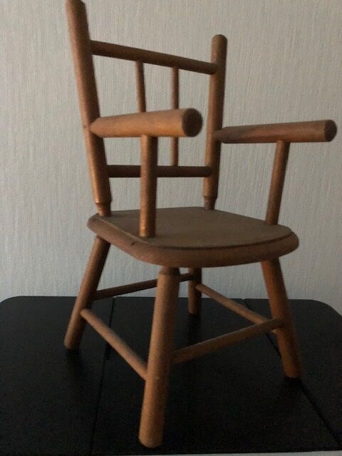 Wooden chair for dolls, early 20th century