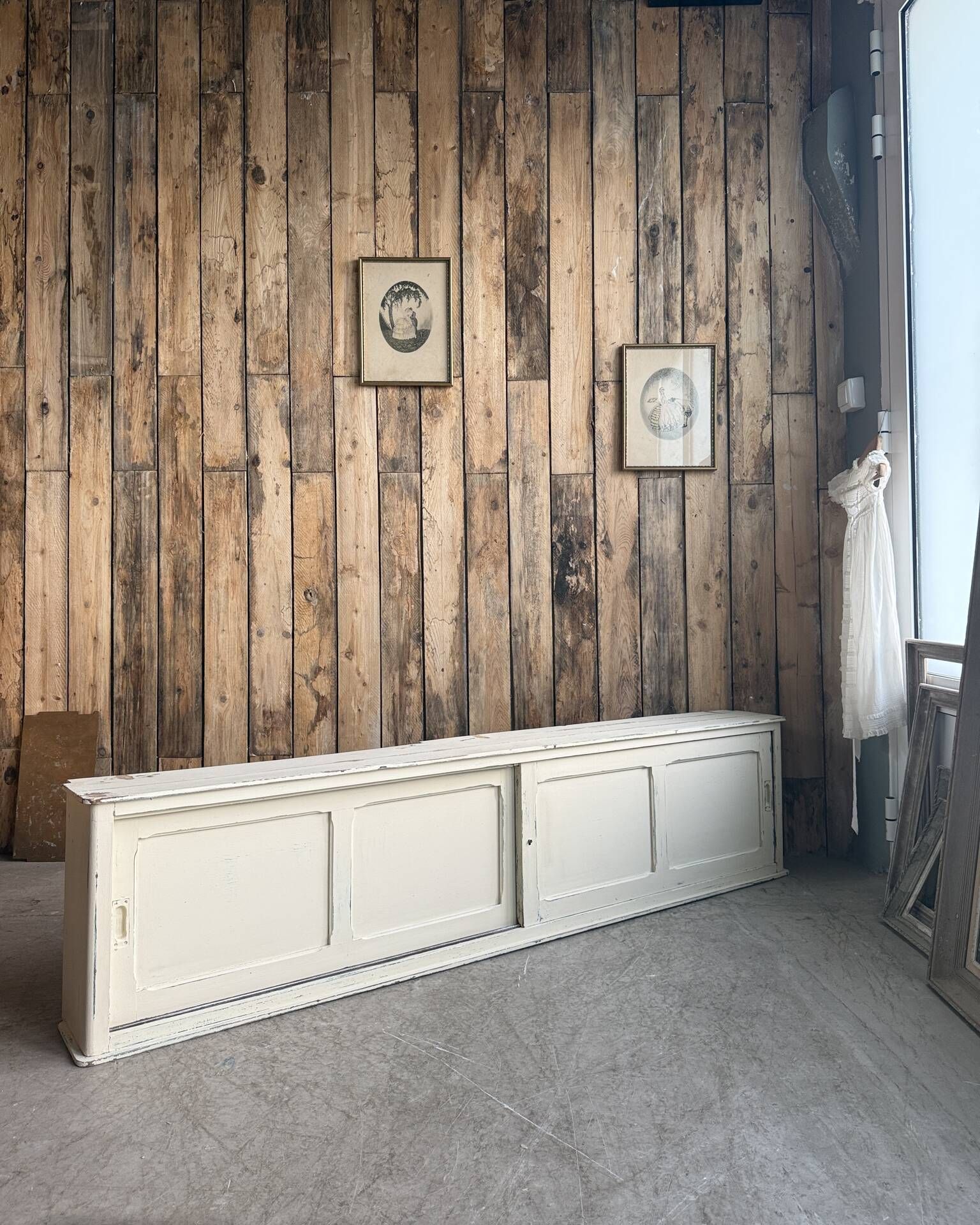 Vintage patinated work cabinet with sliding doors (renovated)