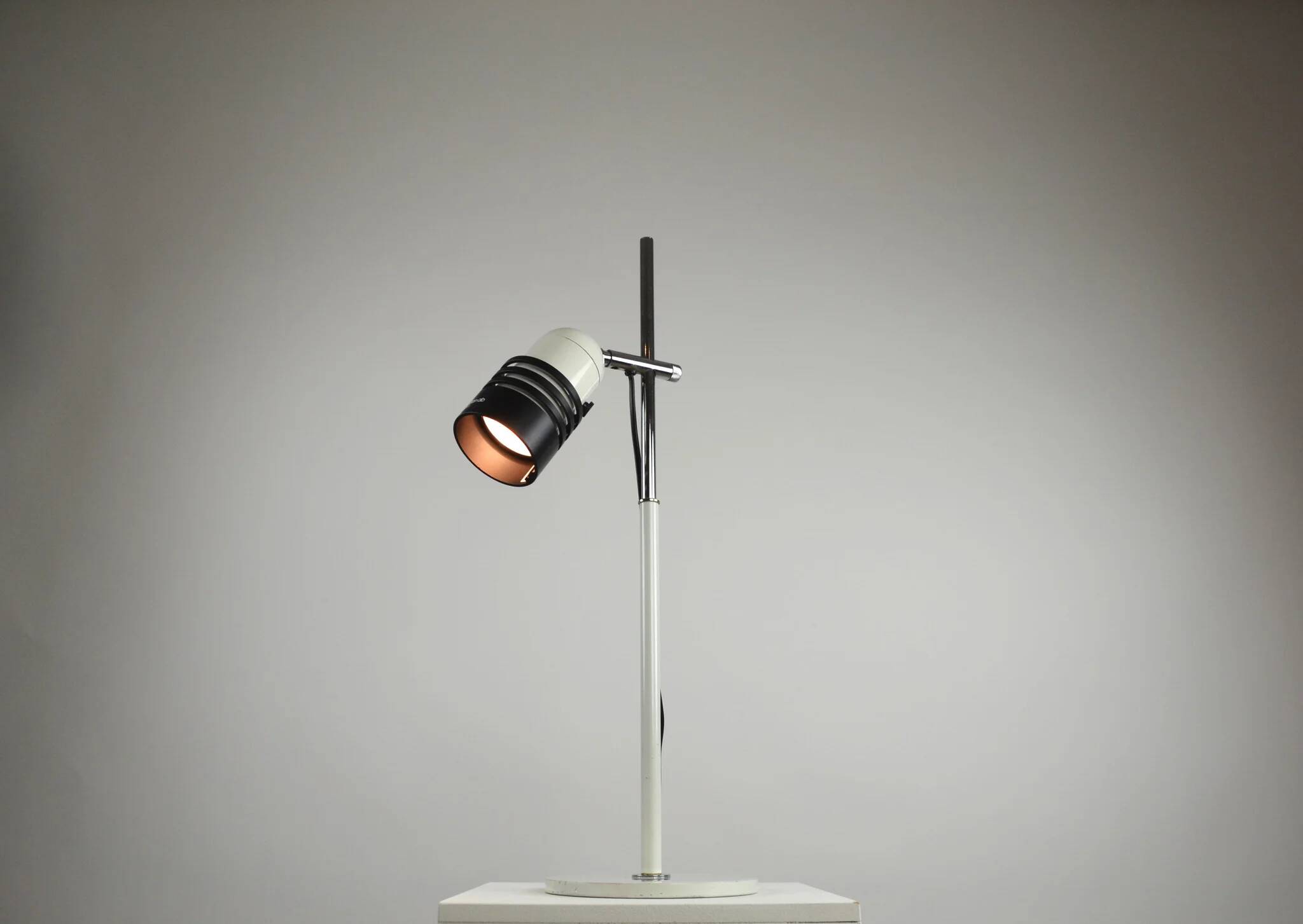 Lampe de table ou de bureau "Minor" par Stig Ahlström et Clas Kock pour Ateljé Lyktan, Suède, 1982