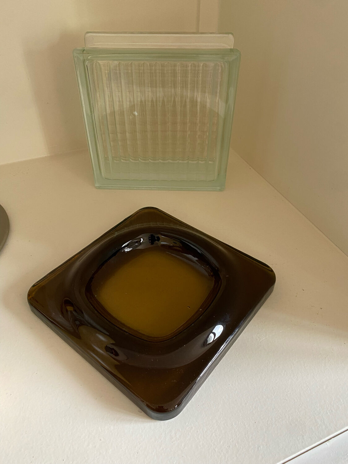 Empty glass pocket Saint Gobain vintage 70s smoked glass