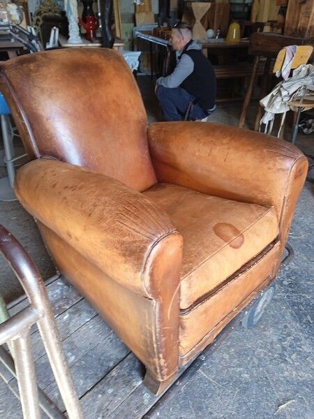 Club leather armchair art deco period 1940
