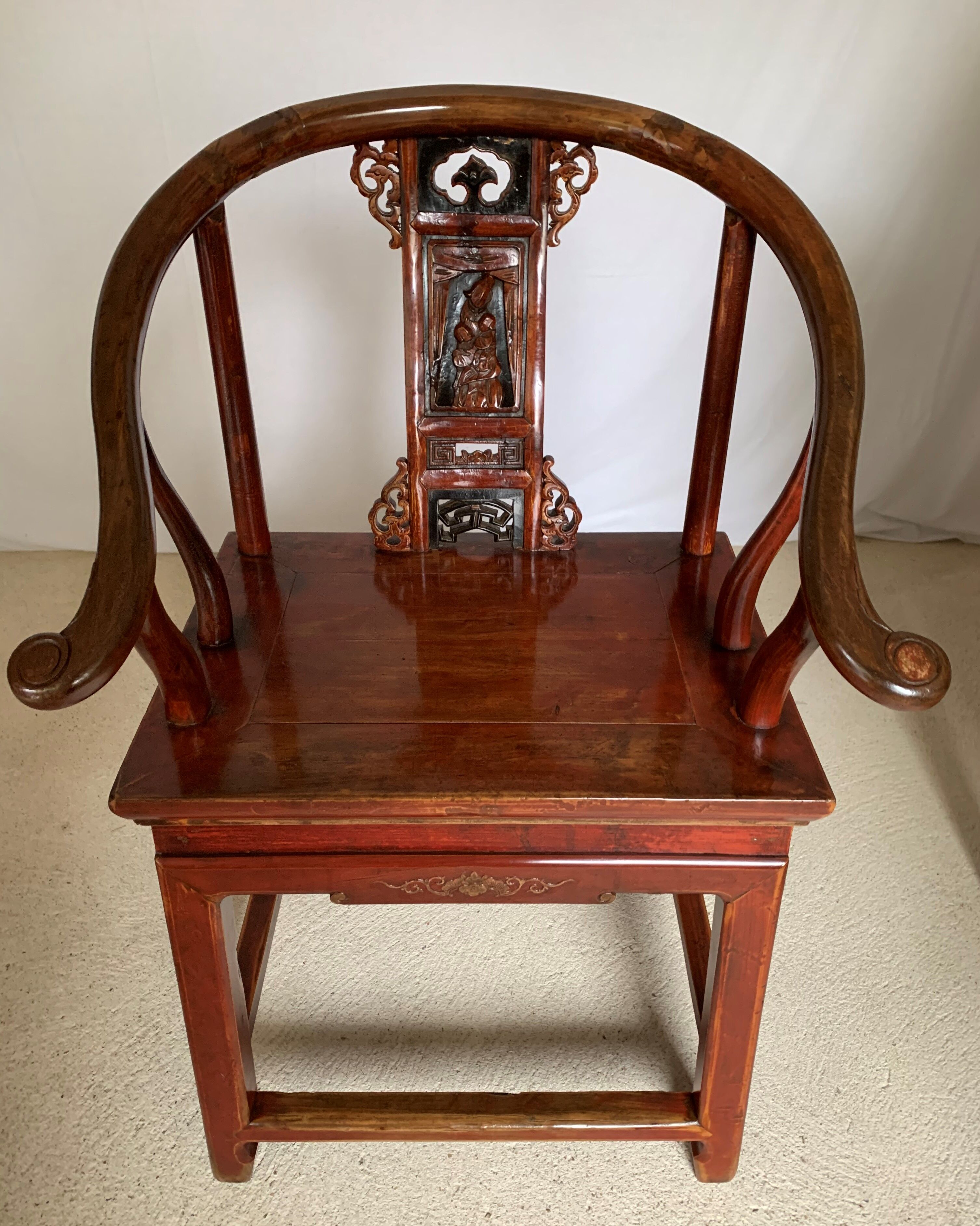 Chinese red laqué chair
