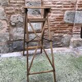 Wooden painter stepladder