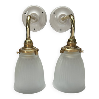 Paire d’appliques murales tulipes en verre