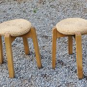 Paire de tabourets scandinaves en bouleau et jonc de mer des années 70/80