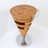 Cone-shaped kitchen unit with drawers