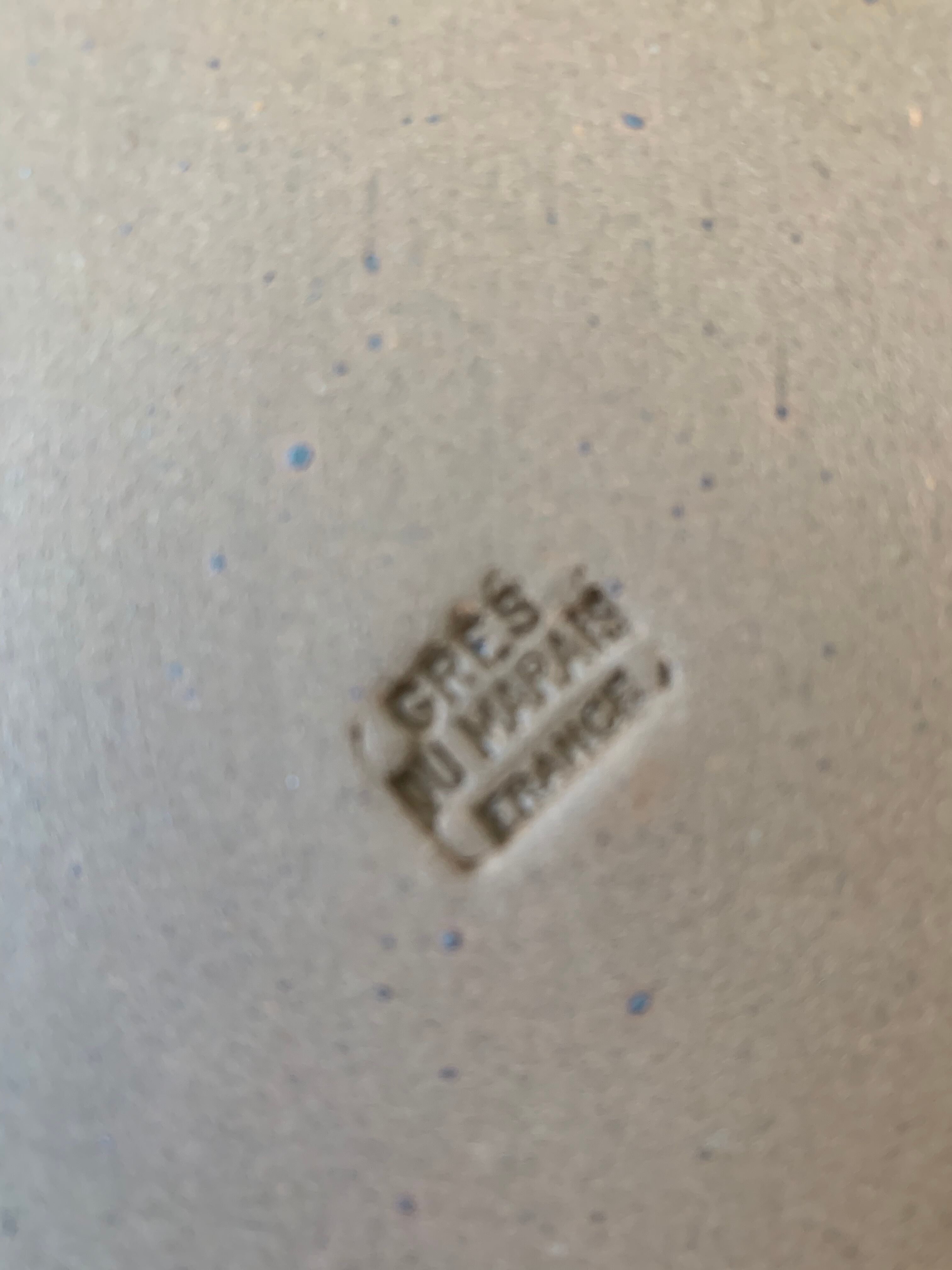 6 plates in sandstone from the Marais