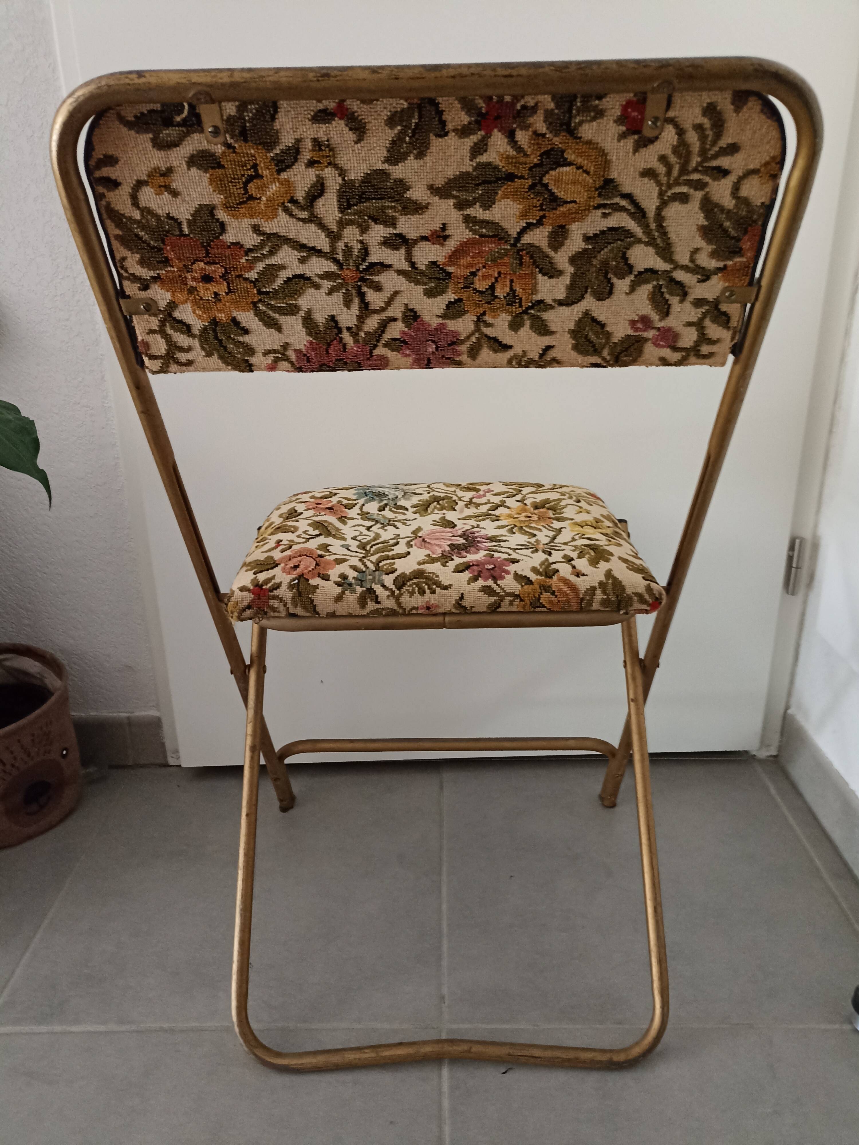 Vintage Lafuma folding chair in metal and floral pattern fabric