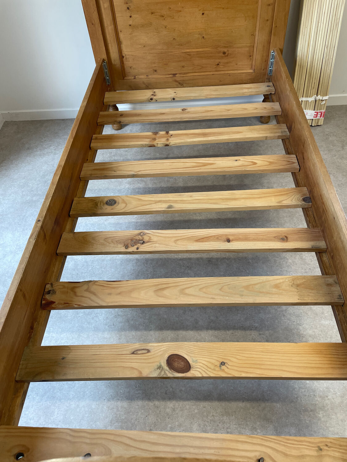 Read a person in pin Interiors.