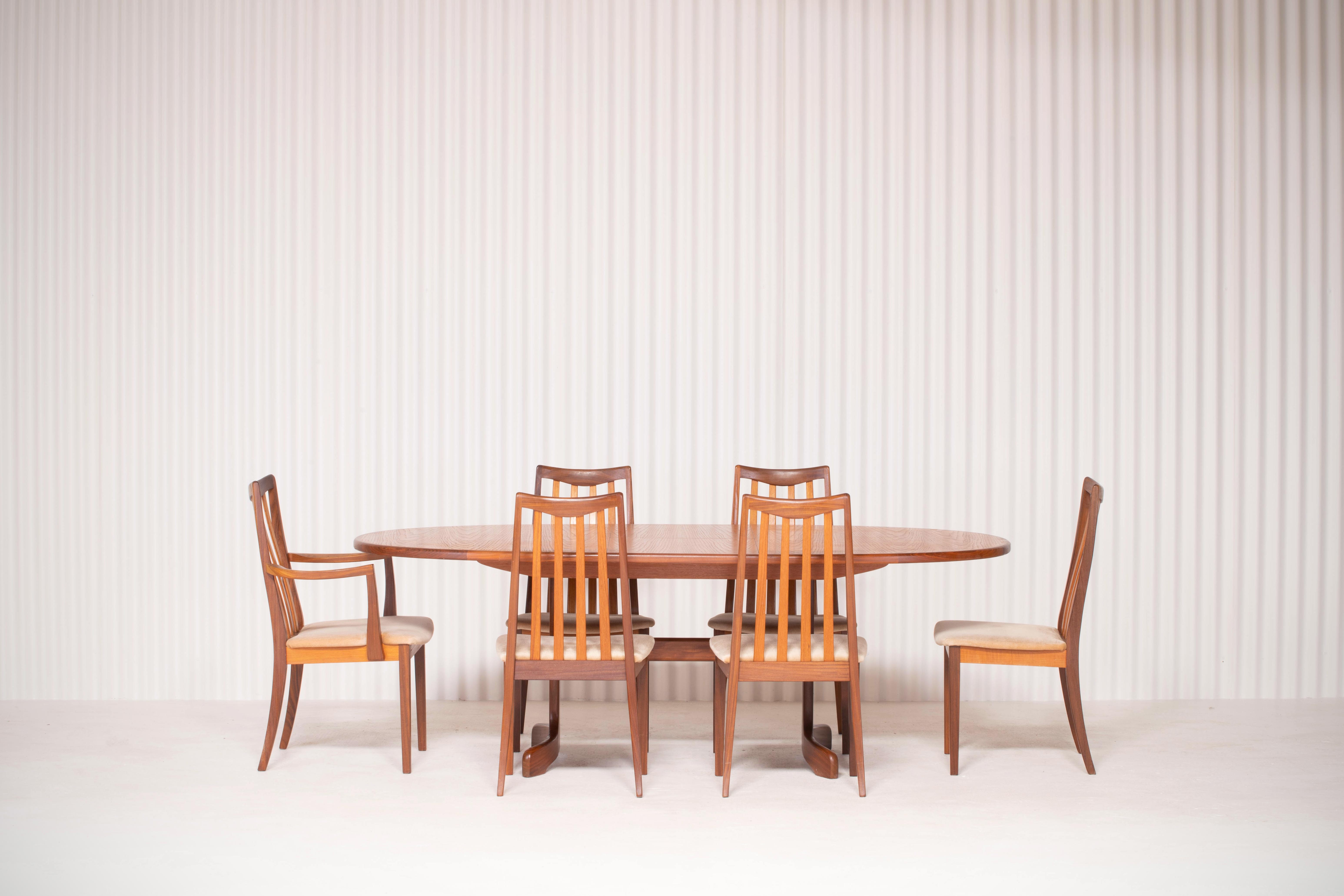 Série de 6 chaises scandinaves vintage