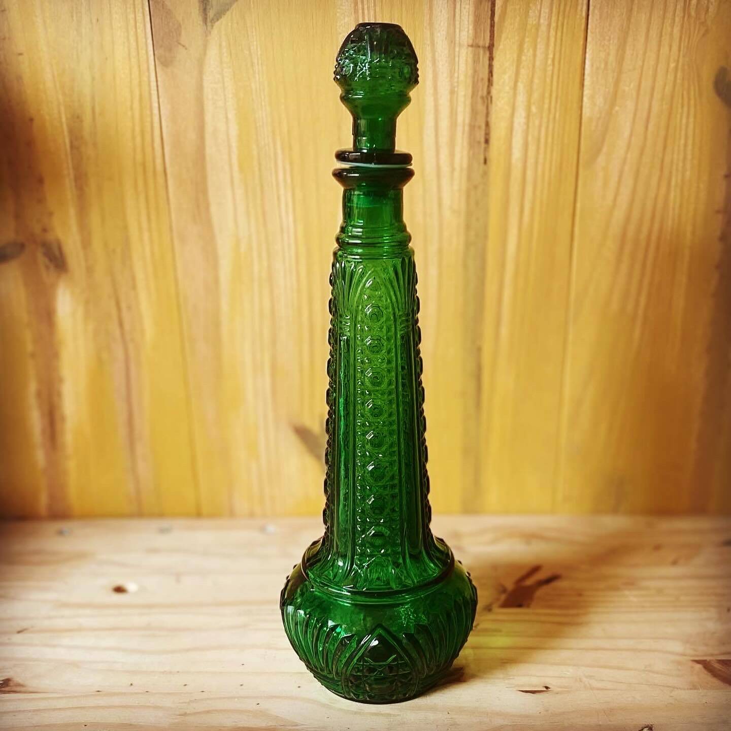 Chiseled glass carafe