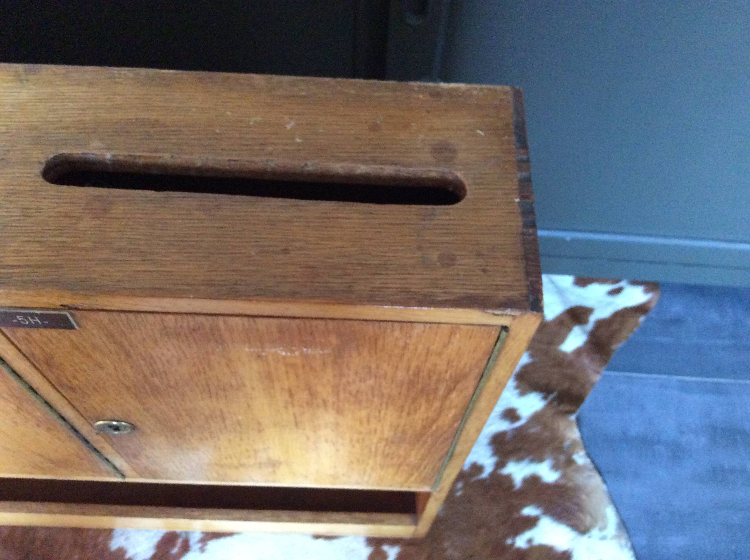 Letter box