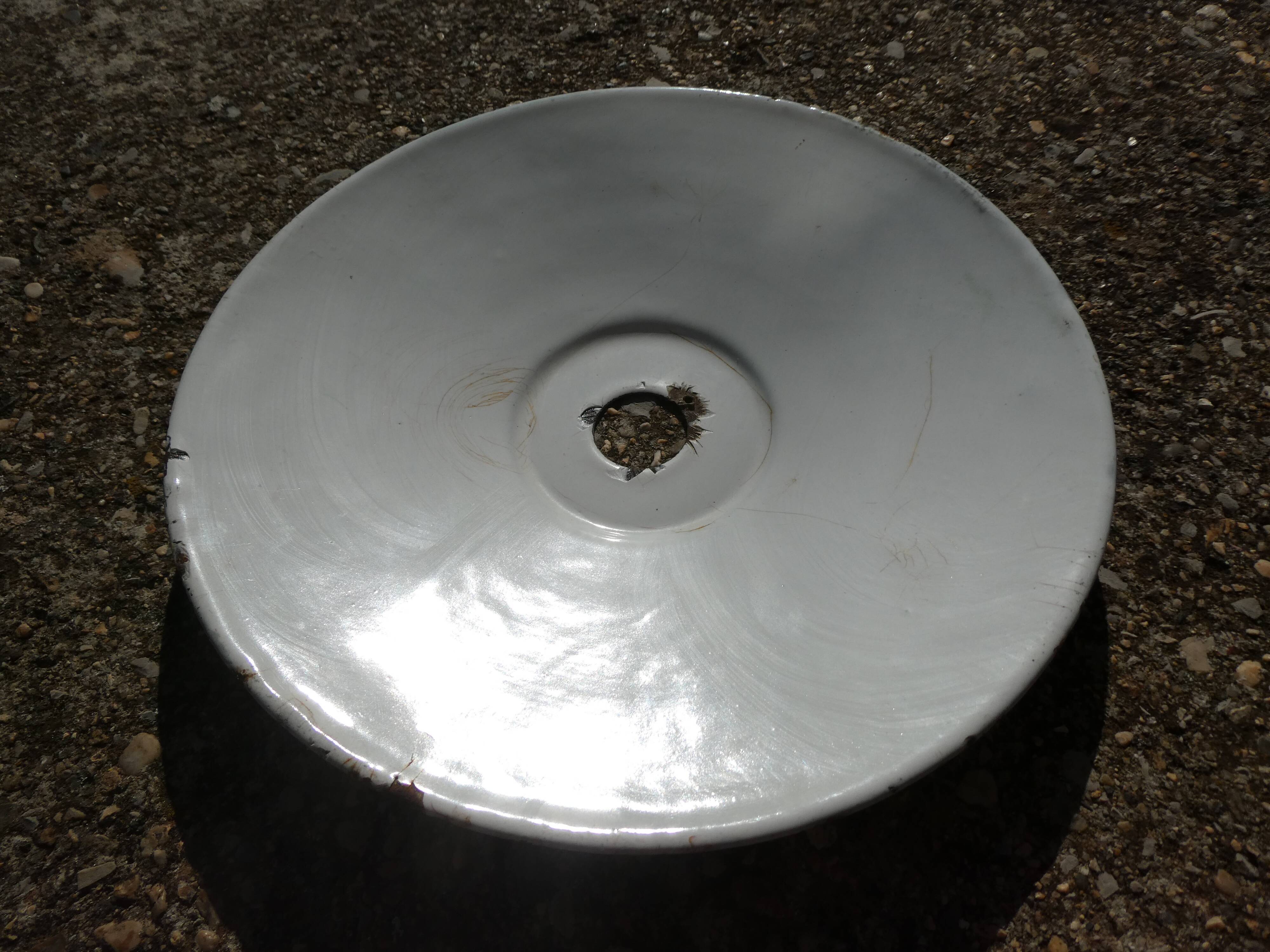 Set of 3 green lampshades in vintage enamelled sheet metal