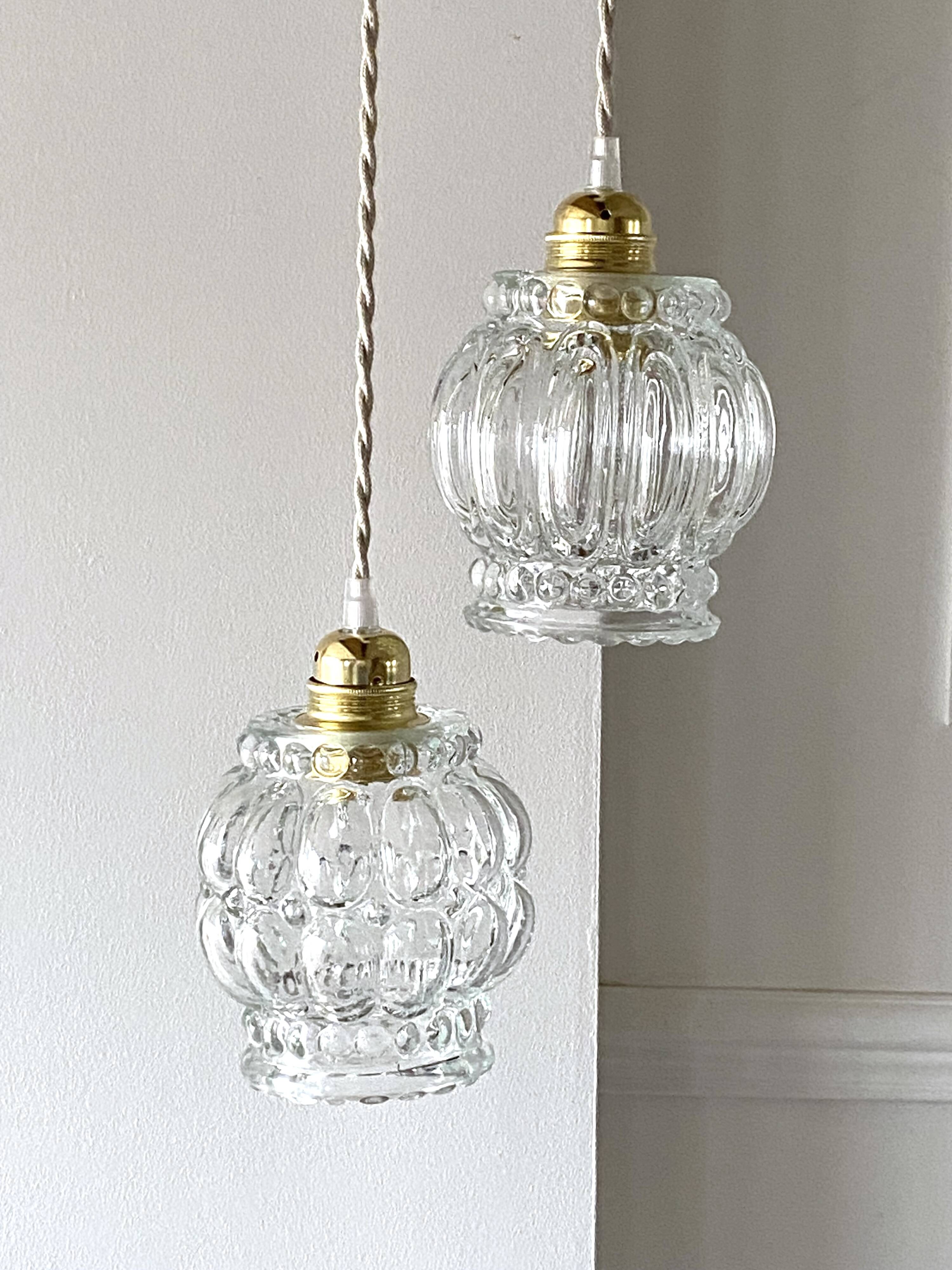 Suspension cascade glass "bubble"