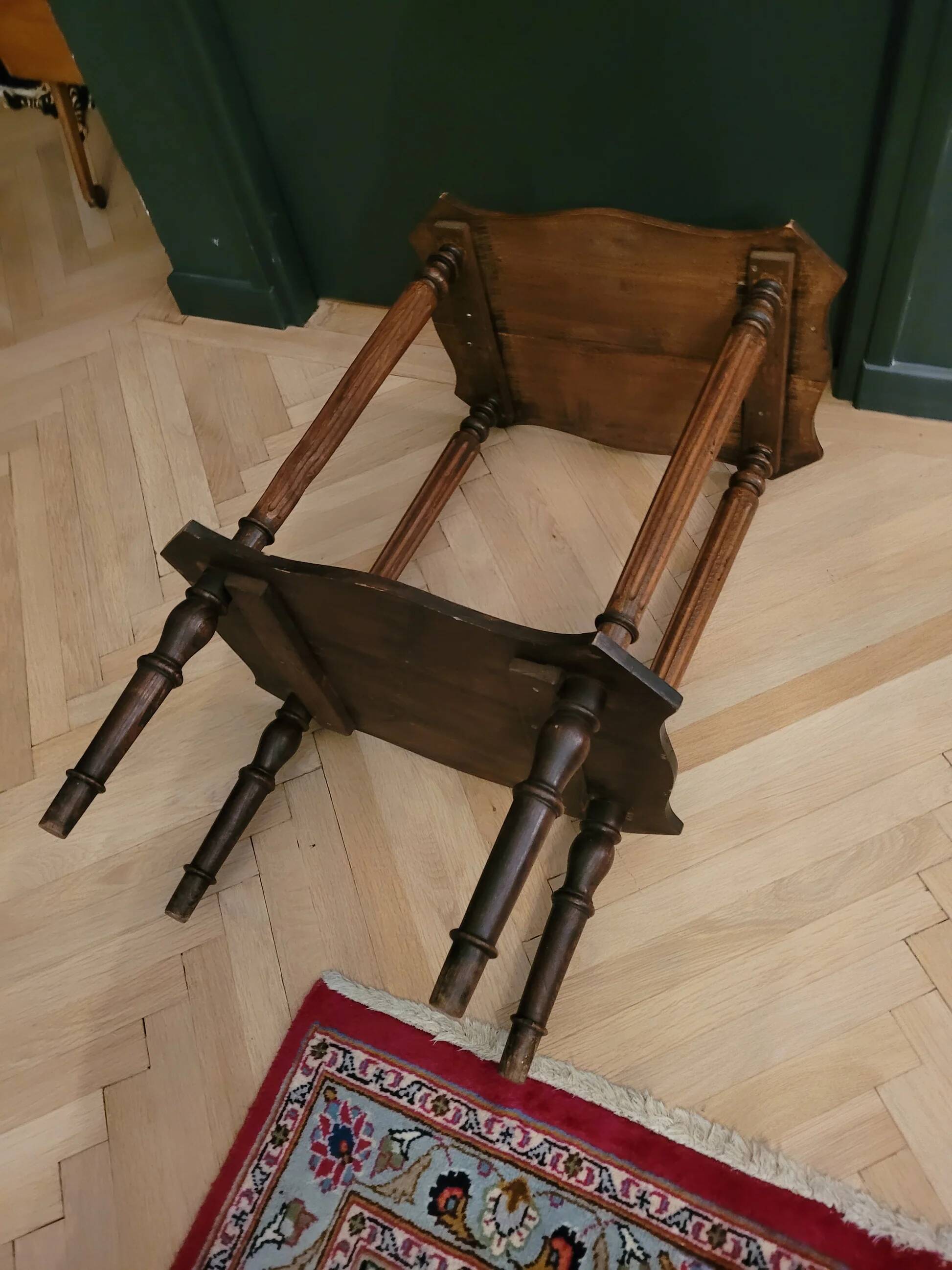 Sellette ancienne en bois gravé - Ref 698