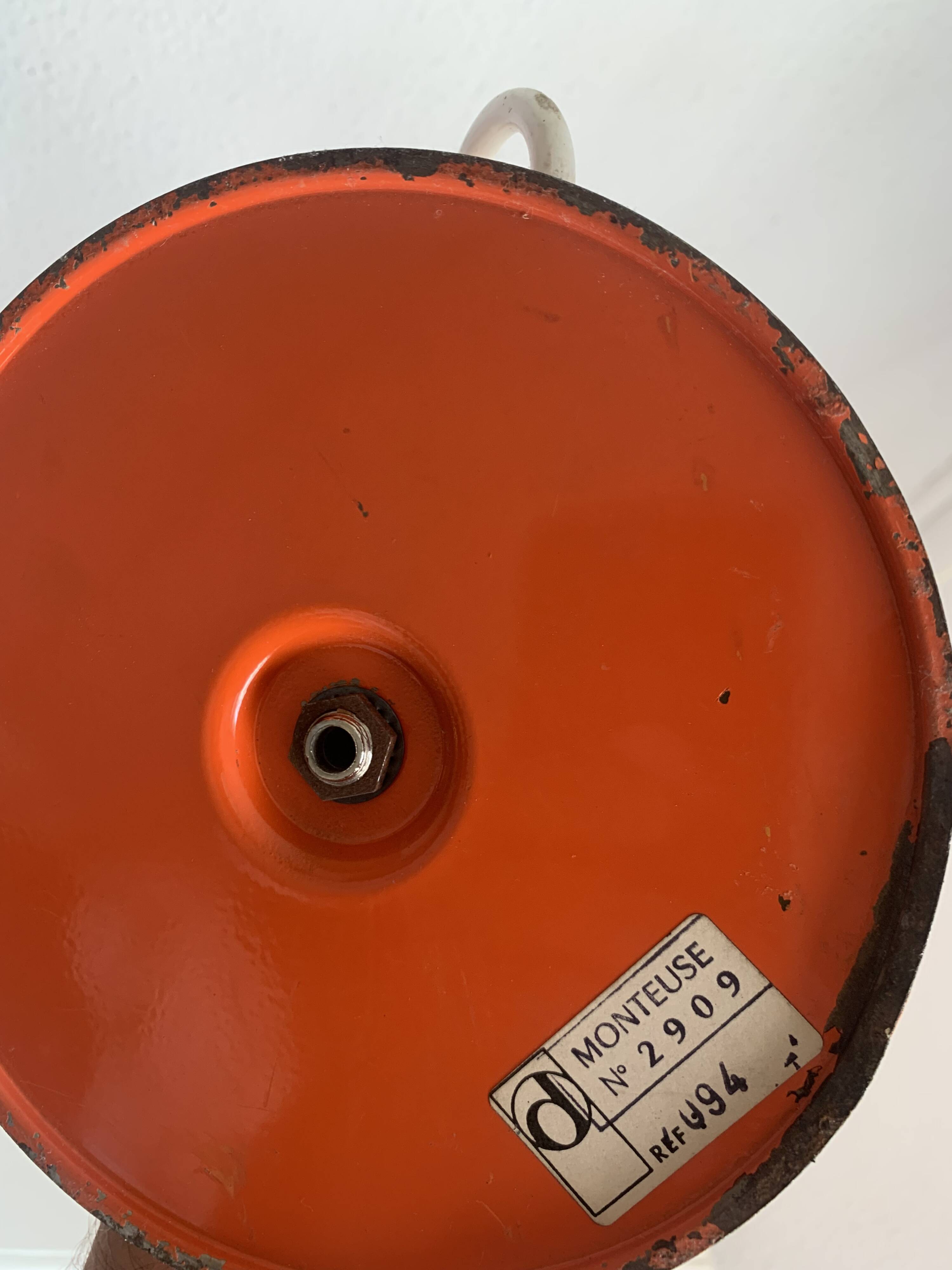 Lampe vintage 1960 Monteuse Delmas bureau orange carotte  - 44 cm