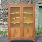 Armoire bois art déco avec vitre cathédrale, meuble de rangement bois, armoire vintage, déco