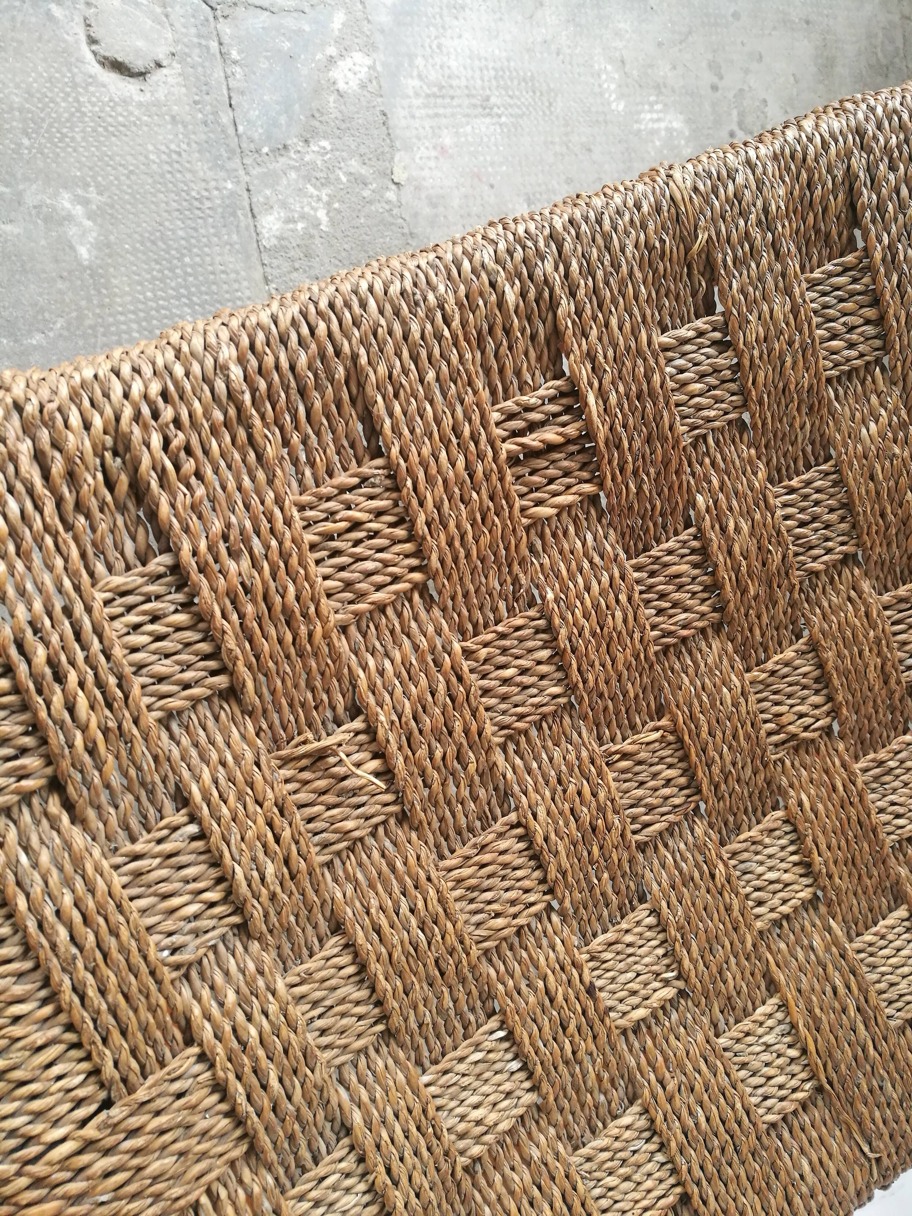 Vroom and Dreesmann rope stool