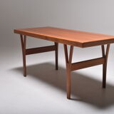 Scandinavian coffee table Trioh in teak