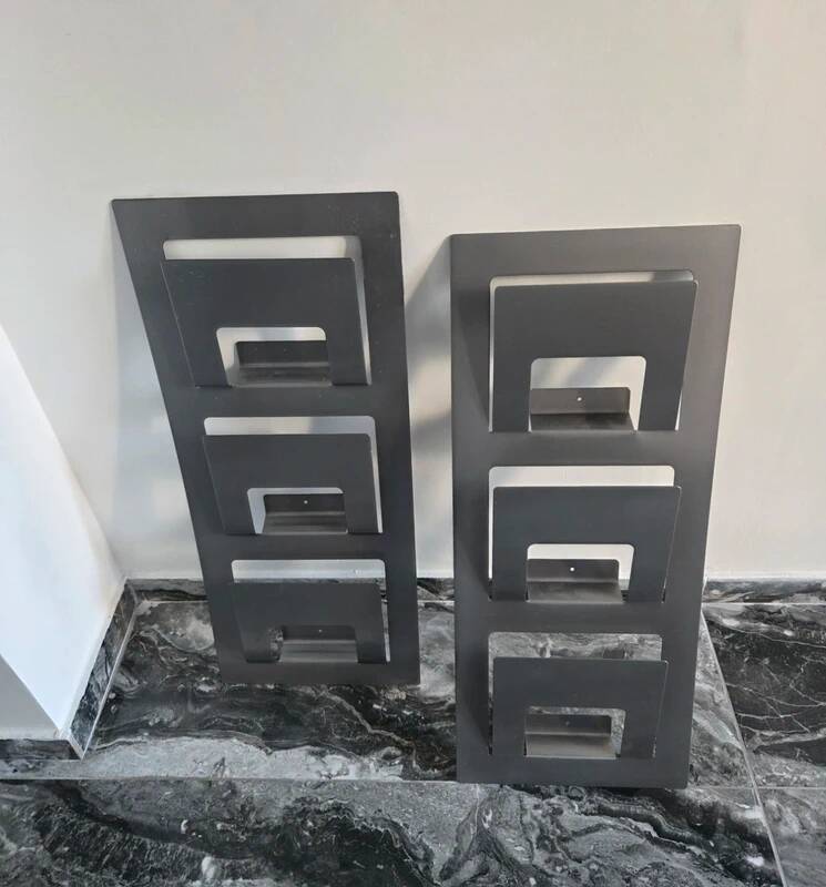 2 vintage magazine racks from the 2000s, minimalist design