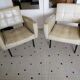 Paire de fauteuils vintage