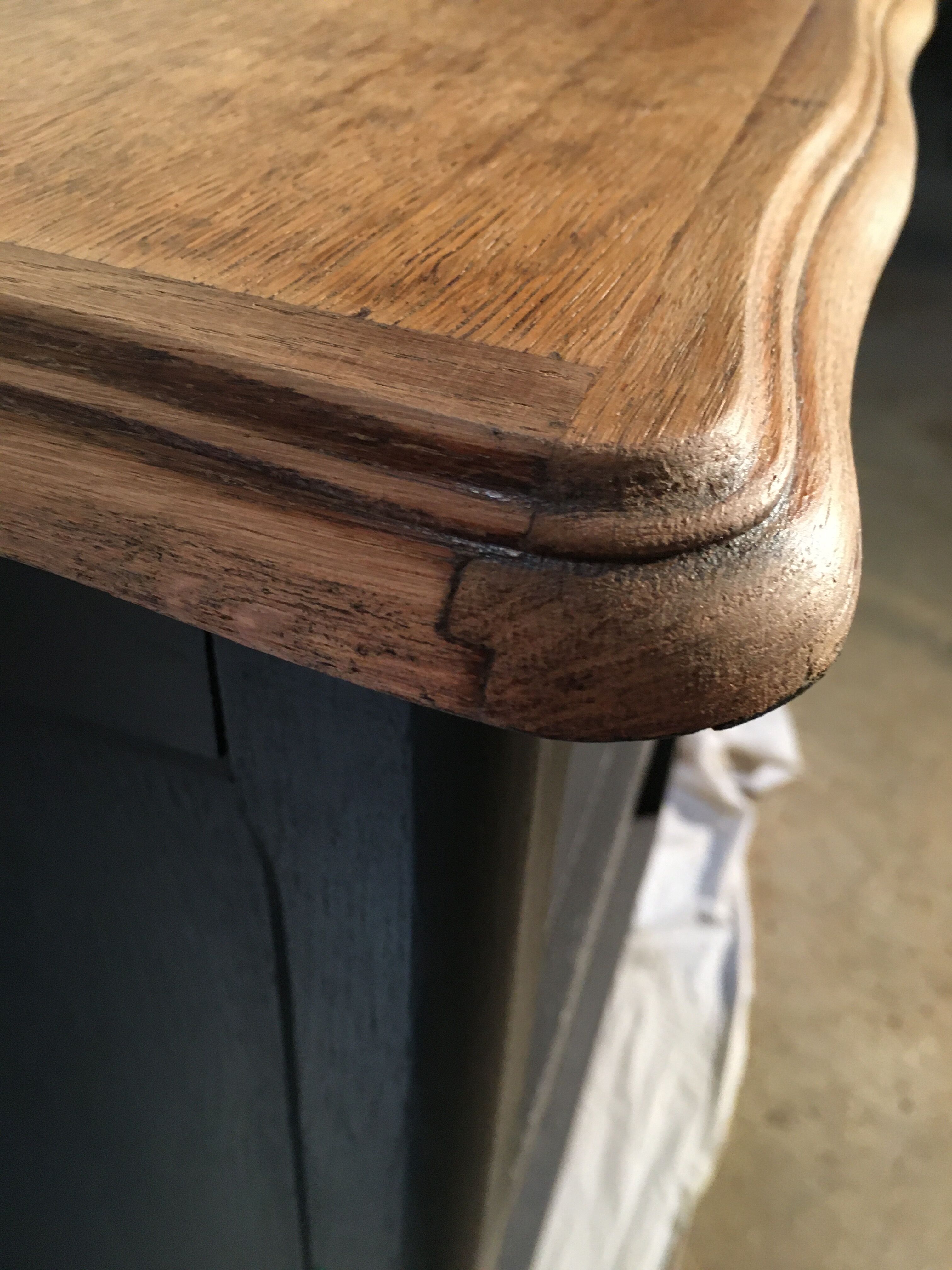 Oak, black and gray bookcase