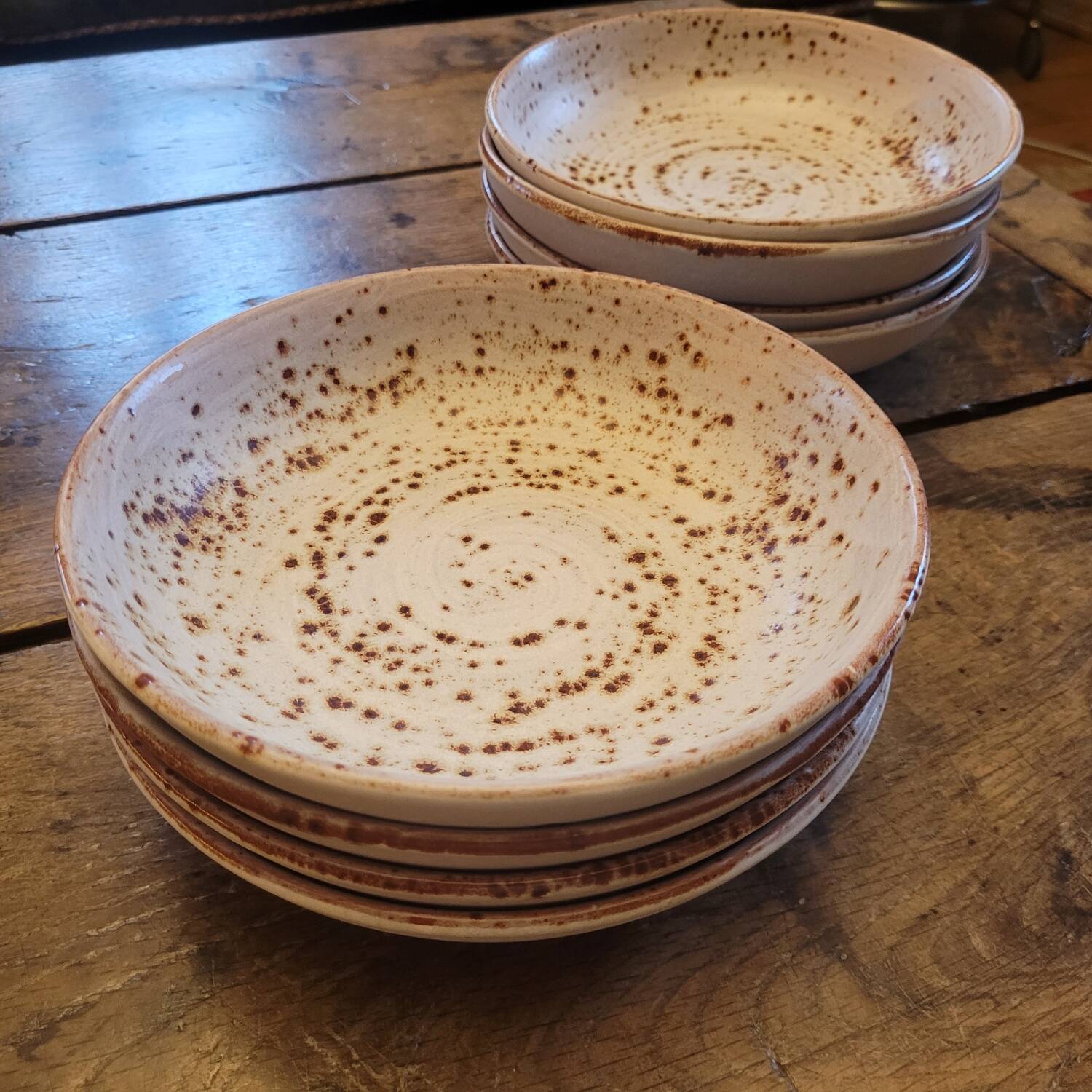 8 handmade soup plates in speckled stoneware – Ø 19.5 cm