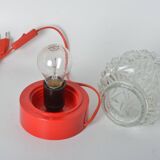 red globe lamp