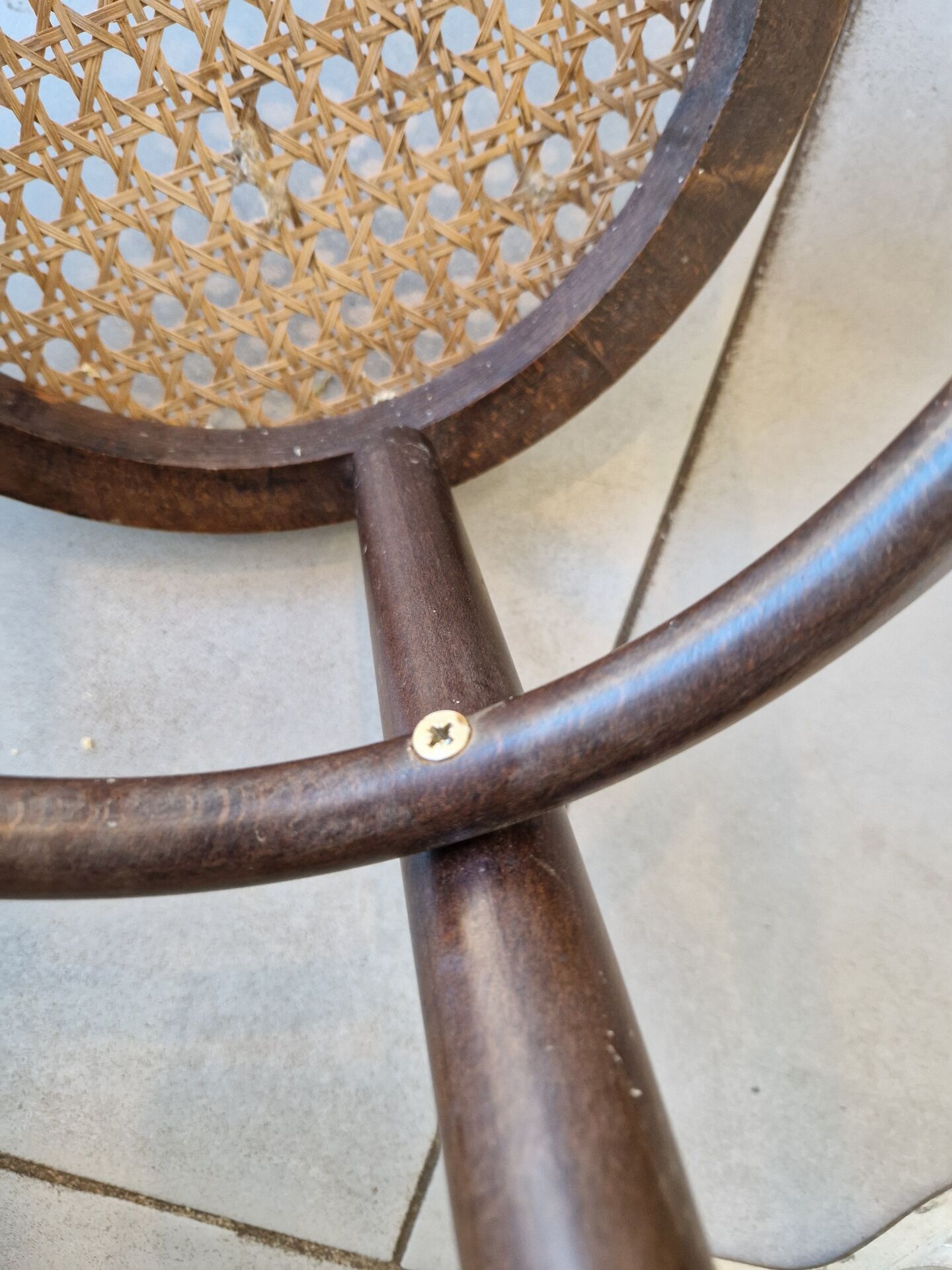 Lot De 2 Tabourets En Cannage Style Thonet