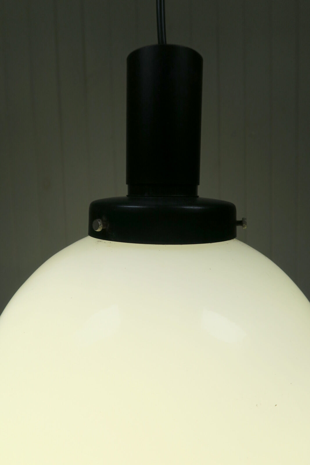 Pair of Philips suspension, Opal