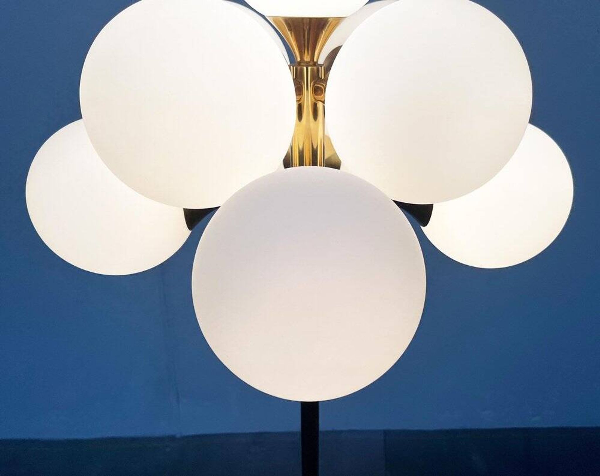 German brass floor lamp in Space Age style from the mid-century by Kaiser Leuchten, 1960s.