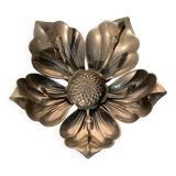 Silver metal flower with removable petals