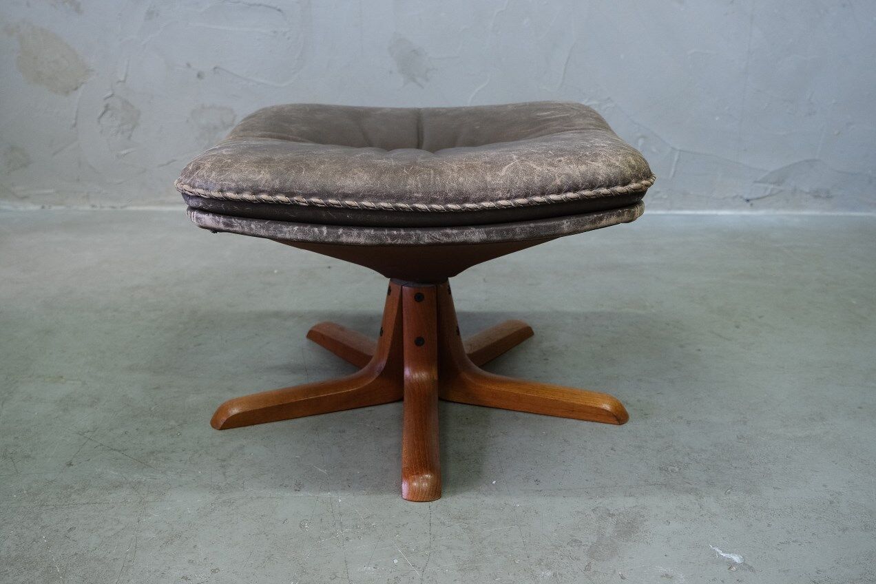 Mid-Century Danish Teak & Leather Ottoman from Berg Furniture, 1970