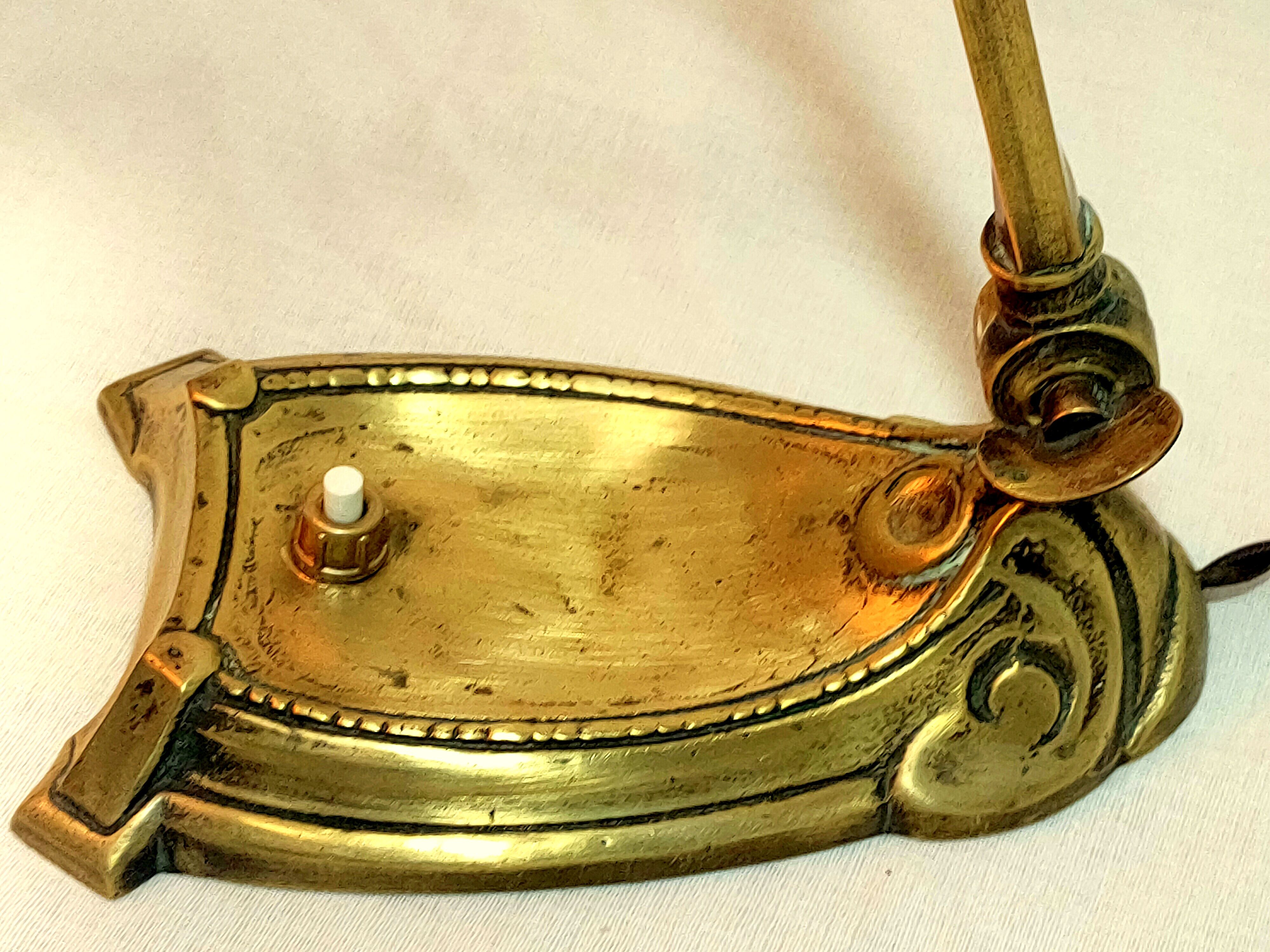 Art-nouveau lamp articulable bronze foot with glass paste shade muller lunéville