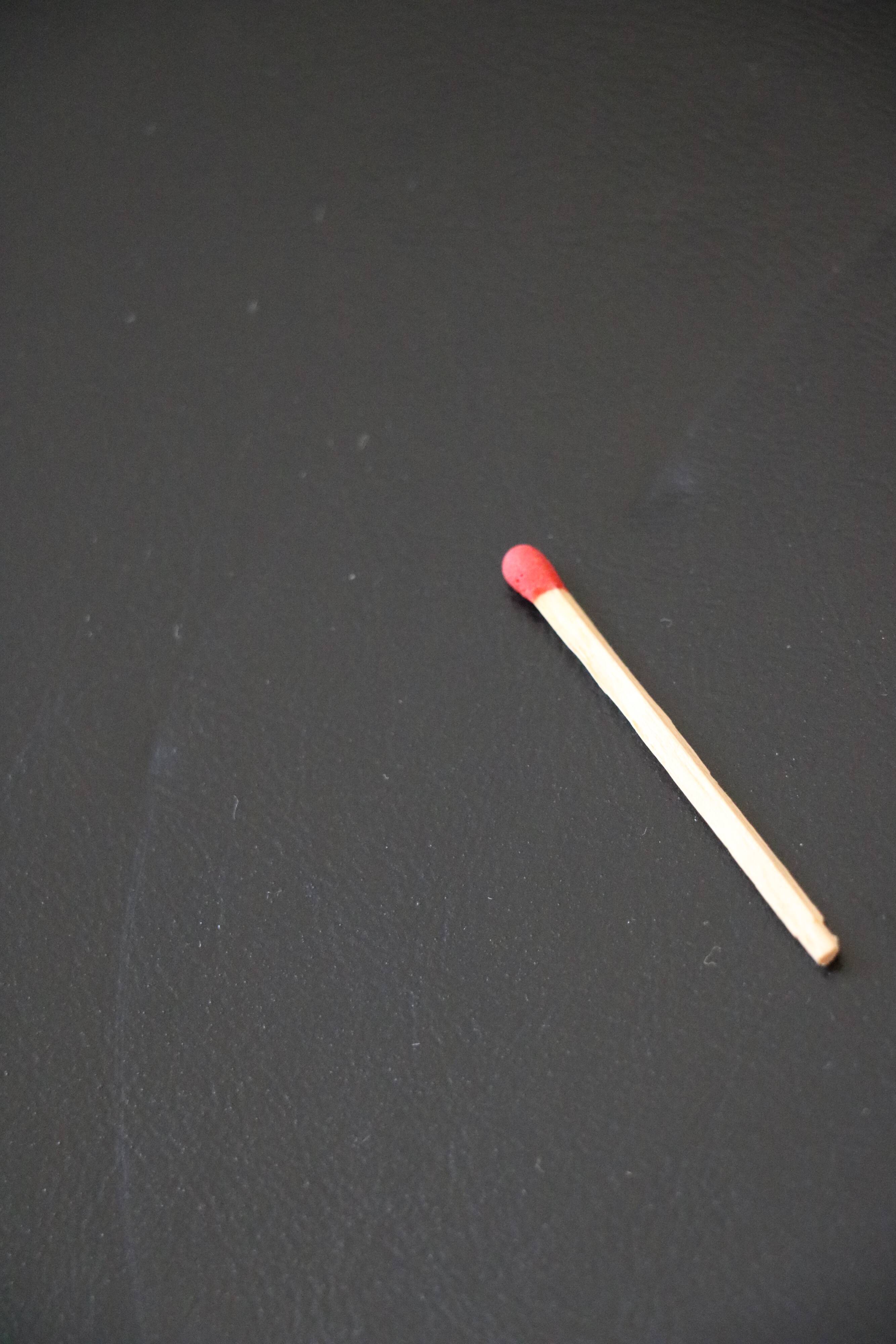 4 Scandinavian chairs in solid wood and black imitation leather