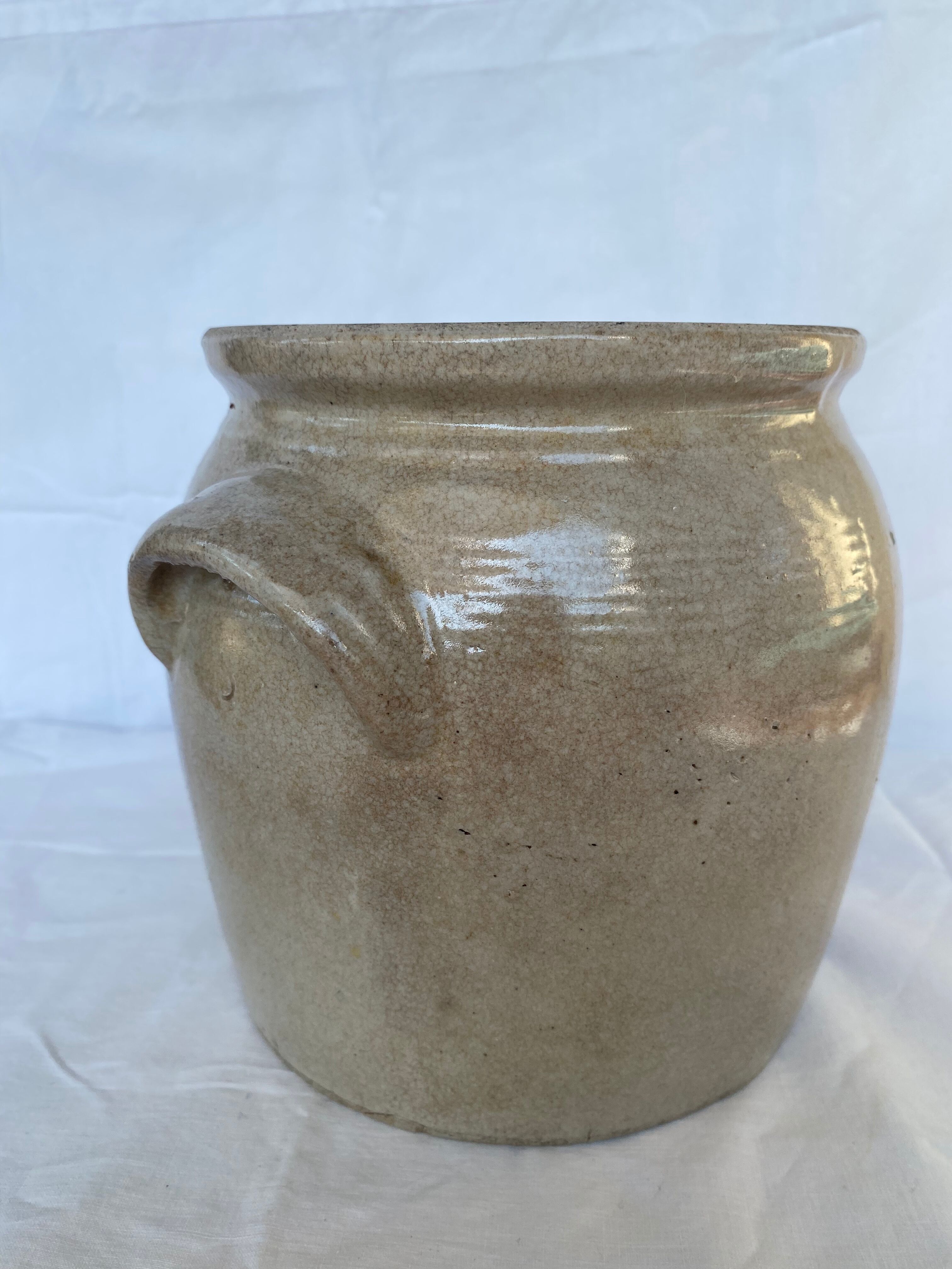 Glazed stoneware pot