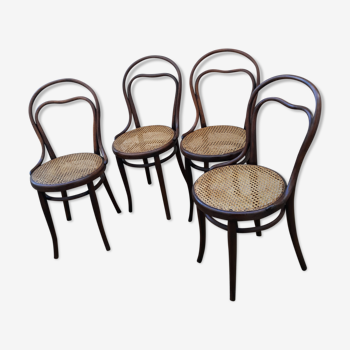 4 chaises bistro signées Thonet