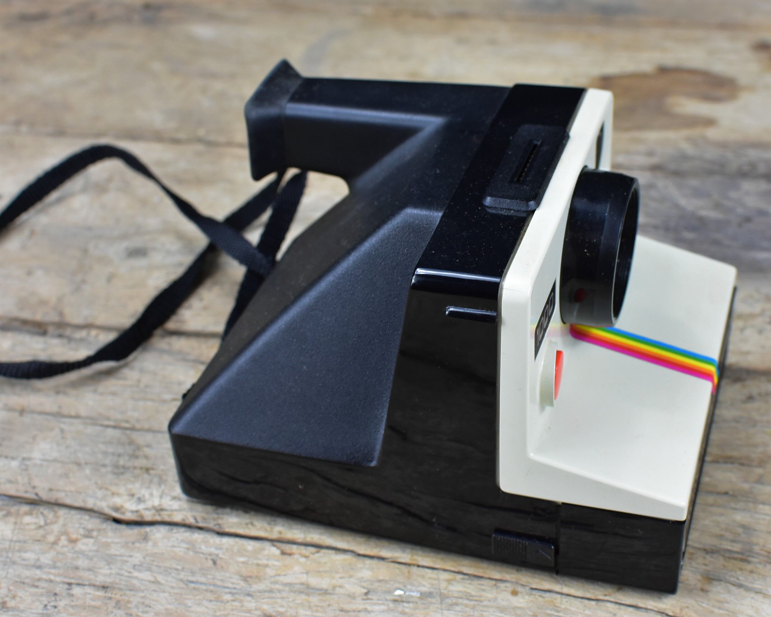 Polaroid 1000 camera