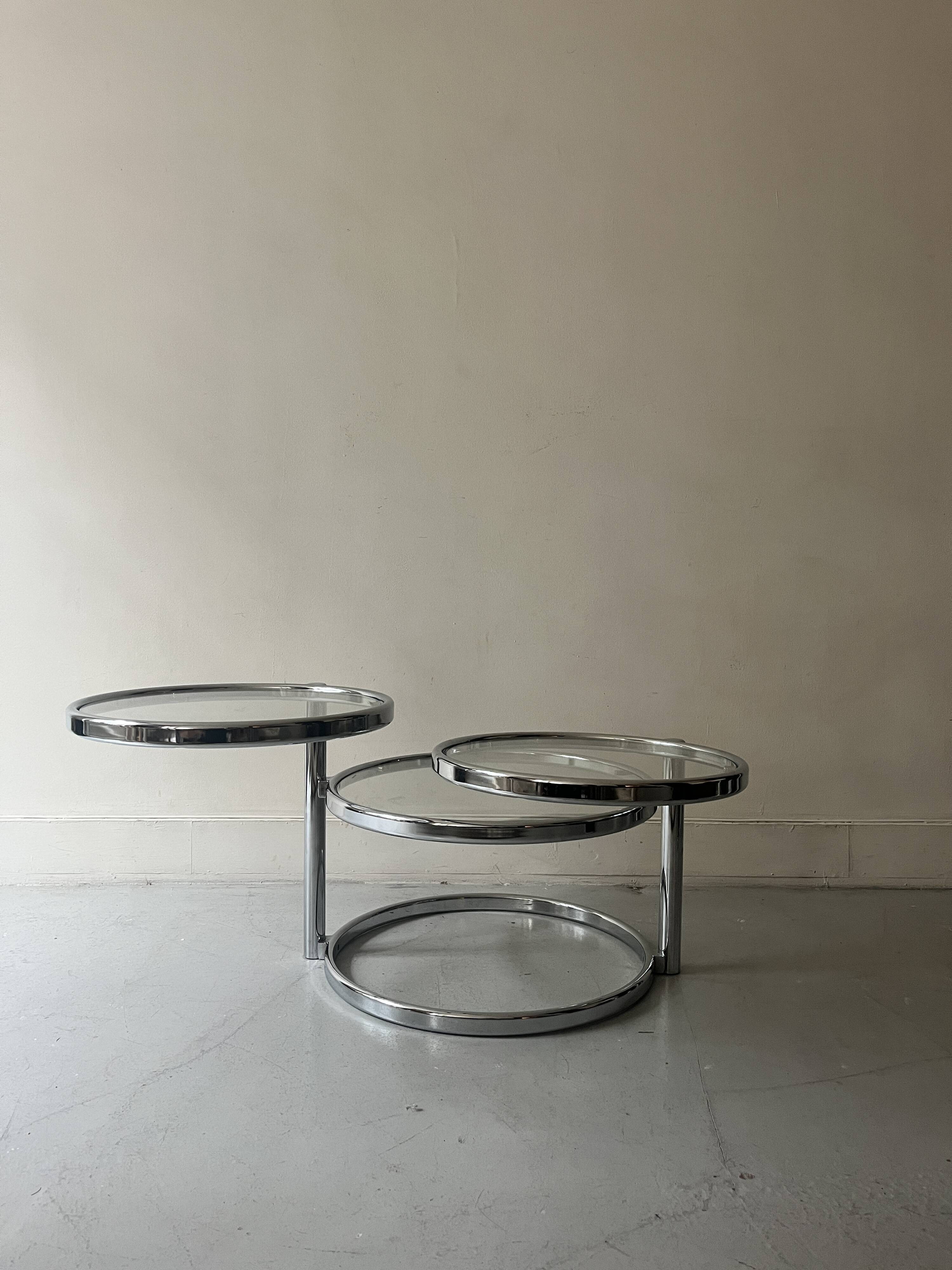 round and rotating coffee table in glass and chrome, design 1970