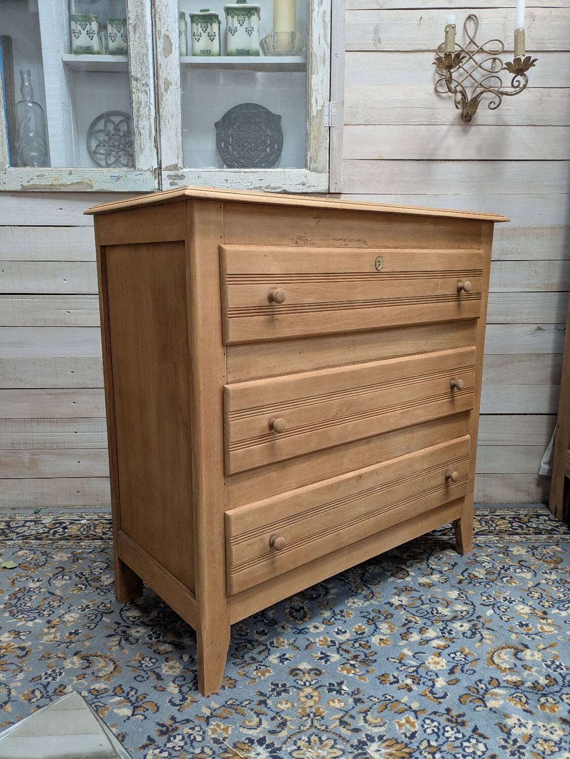 Commode vintage