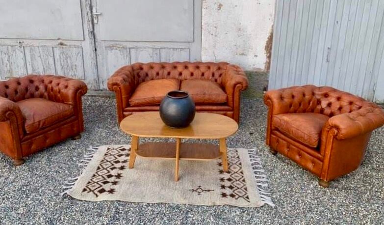 Salon canape and 2 chesterfield armchairs in vintage cognac leather from the 1970s