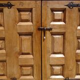 Old Tuscan sideboard, shallow depth